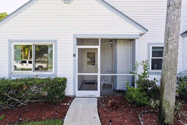 view of entrance to property