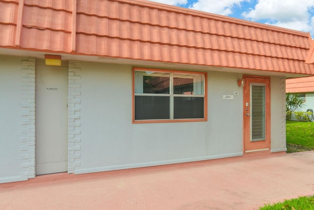 exterior space featuring a patio