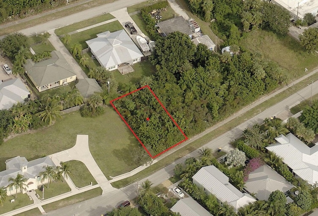 Listing photo 2 for 0 SE Apollo St, Hobe Sound FL 33455