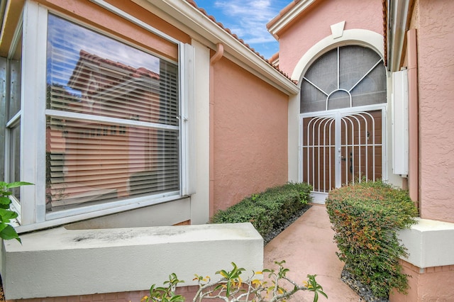 view of entrance to property