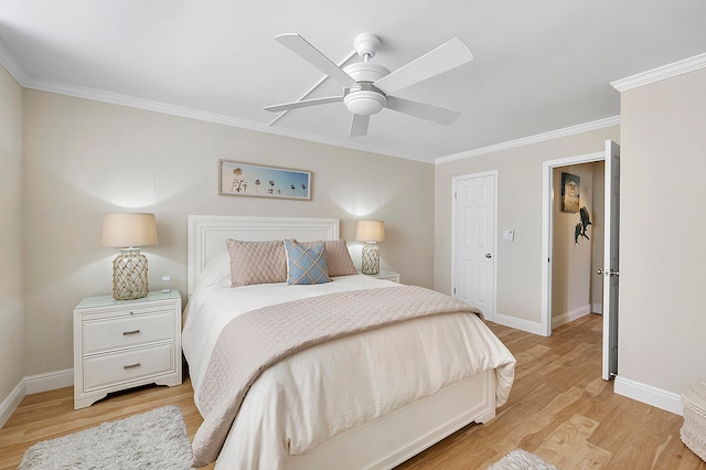 bedroom with crown molding, light wood-type flooring, and ceiling fan