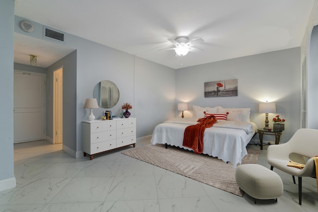 bedroom featuring ceiling fan