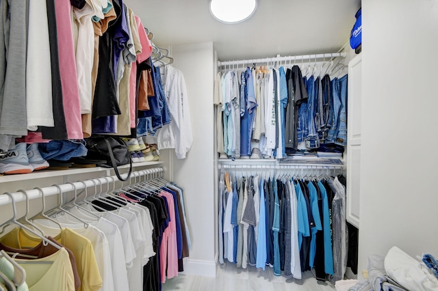 view of spacious closet