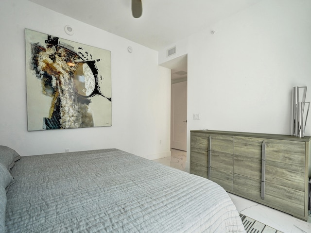 bedroom featuring ceiling fan