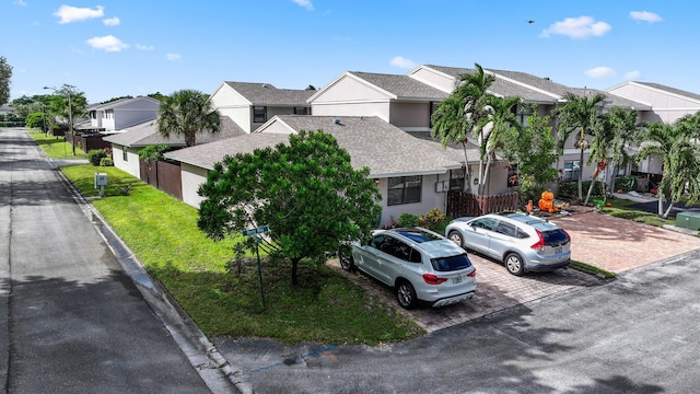 view of front of house with a front yard