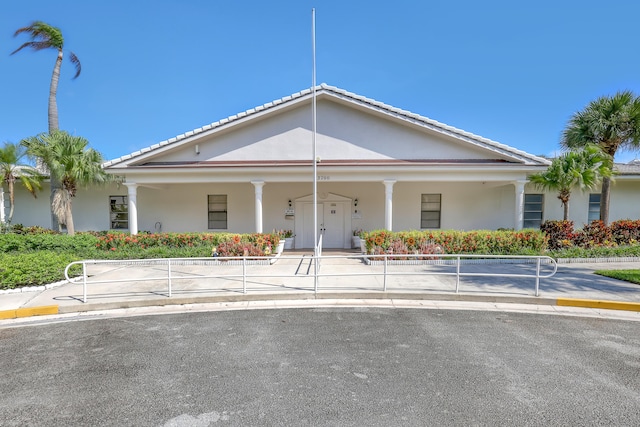 view of front of home