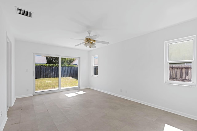 empty room featuring ceiling fan