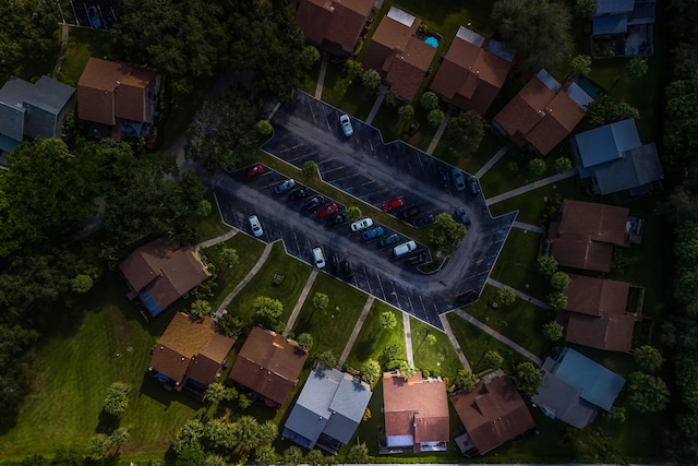 birds eye view of property featuring a residential view