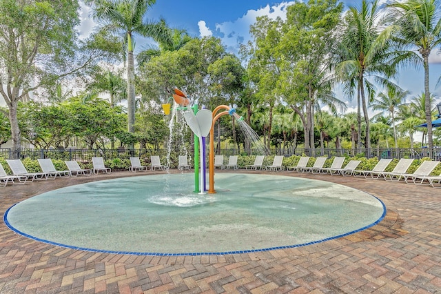 8951 Alexandra Cir, Wellington, FL 33414 - surrounding community with fence