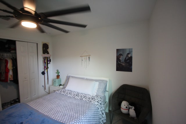 bedroom with a closet and ceiling fan