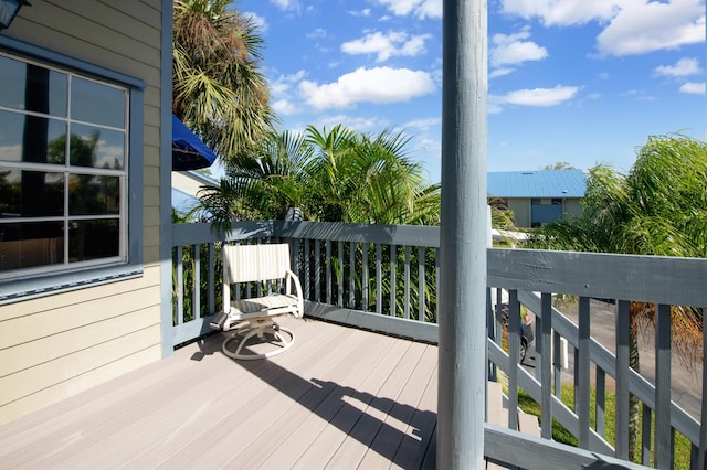 1441 NE 14th Ct Unit 4, Jensen Beach, FL 34957 - view of wooden terrace