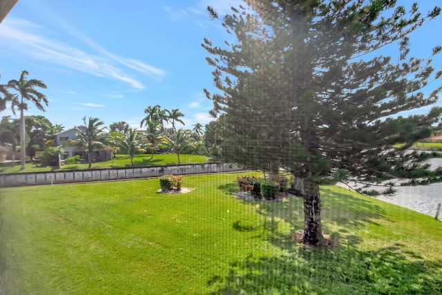 1260 NW 20th Ave Unit 203, Delray Beach, FL 33445 - view of yard featuring fence