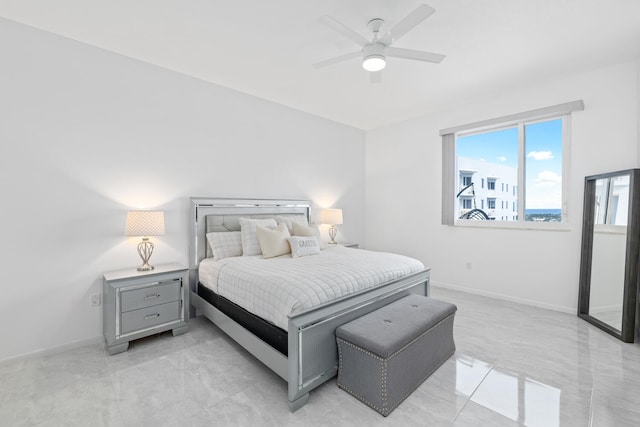 bedroom with ceiling fan