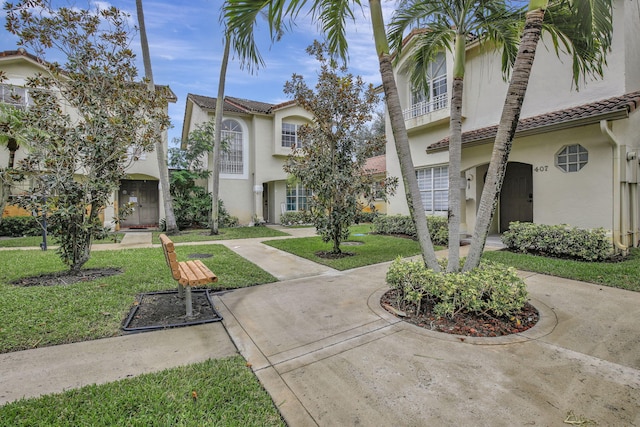 exterior space featuring a lawn