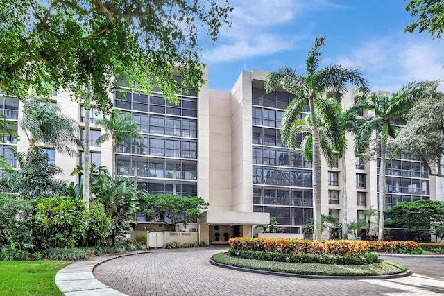 20100 Boca W Dr Unit 125, Boca Raton, FL 33434 - view of apartment building / complex