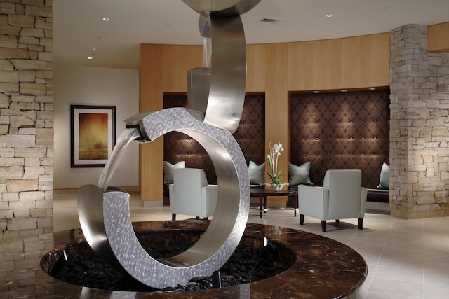 20100 Boca W Dr Unit 125, Boca Raton, FL 33434 - building lobby with recessed lighting