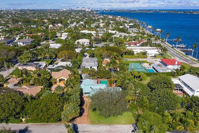 bird's eye view featuring a water view