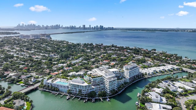 bird's eye view featuring a water view