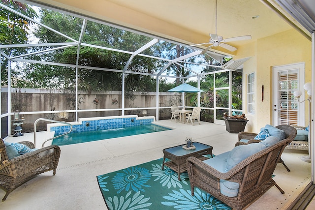 view of pool featuring a ceiling fan, an outdoor living space, a fenced in pool, a lanai, and a patio area