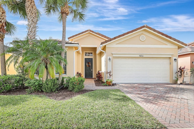 view of front of home featuring a garage