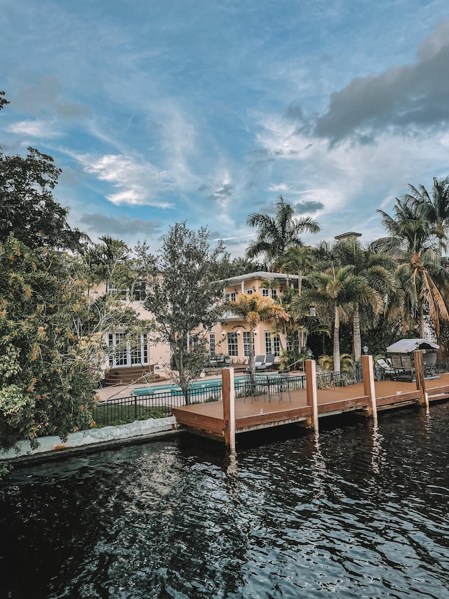 dock area featuring a water view