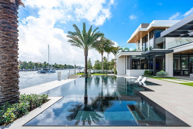 1520 Royal Palm Way, Boca Raton, FL 33432 - view of outdoor pool