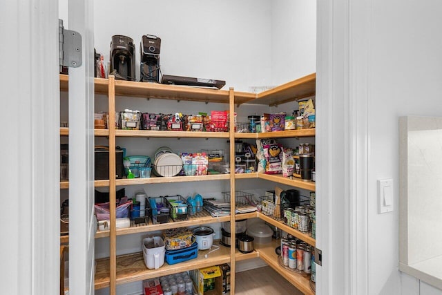 13450 Artisan Cir, Palm Beach Gardens, FL 33418 - view of pantry