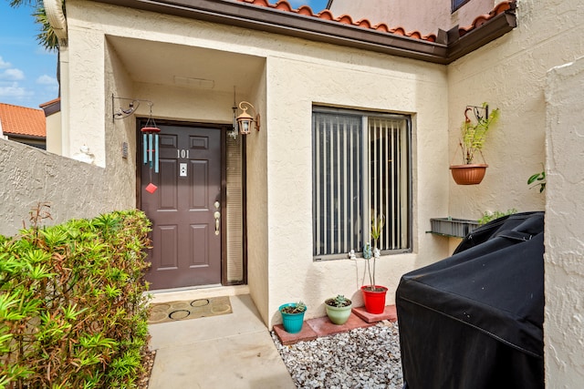 view of entrance to property