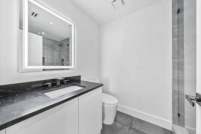 full bath featuring visible vents, baseboards, toilet, tile patterned flooring, and vanity