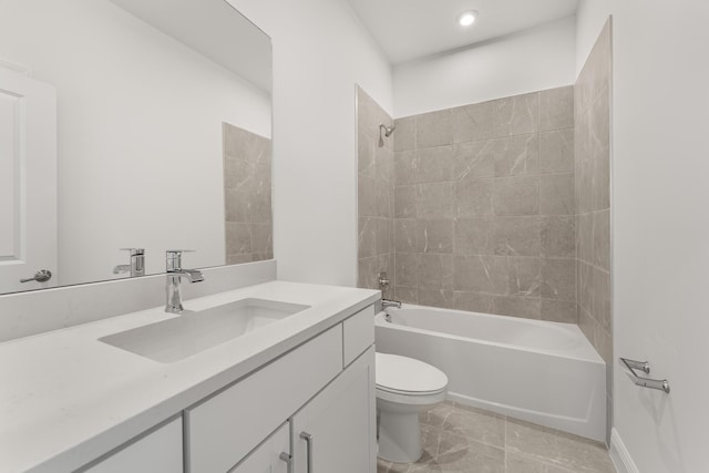 950 SW Prairie Ave, Palm City, FL 34990 - bathroom with toilet, vanity, washtub / shower combination, and recessed lighting