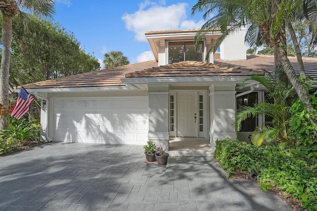 view of front of house with a garage