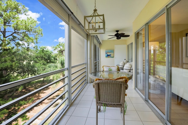 balcony featuring ceiling fan