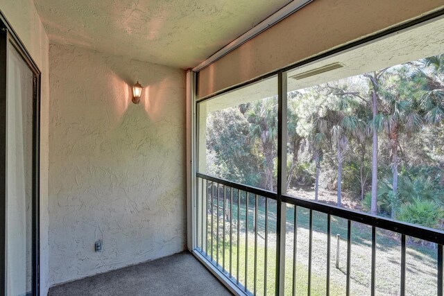 1701 Sabal Ridge Cir Unit G, Palm Beach Gardens, FL 33418 - unfurnished sunroom featuring healthy amount of natural light