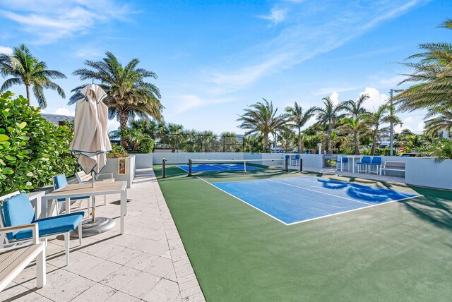 surrounding community featuring a pergola