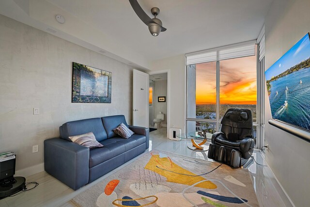 bedroom featuring ceiling fan