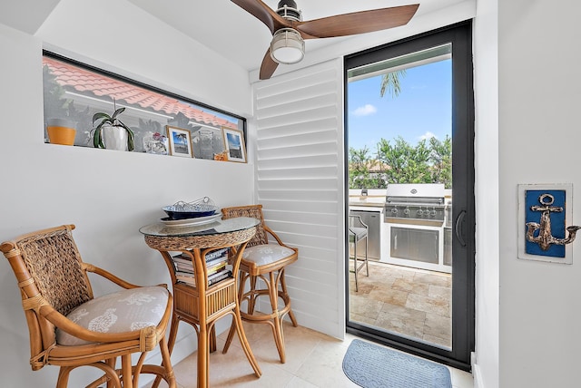 dining room with ceiling fan