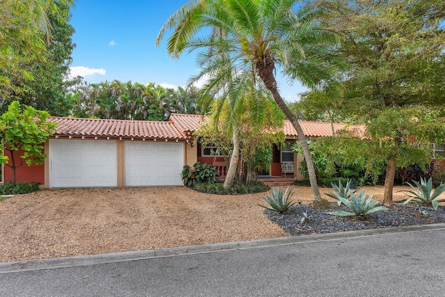 view of front of house featuring a garage