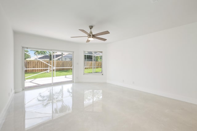 empty room with ceiling fan