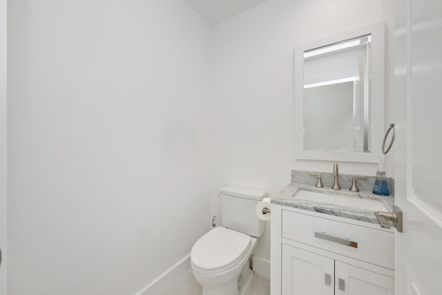 bedroom featuring a closet and ceiling fan