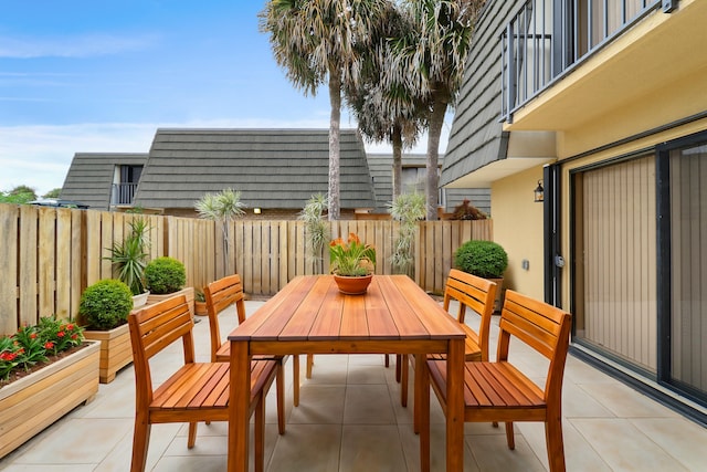 view of patio / terrace featuring an outdoor living space