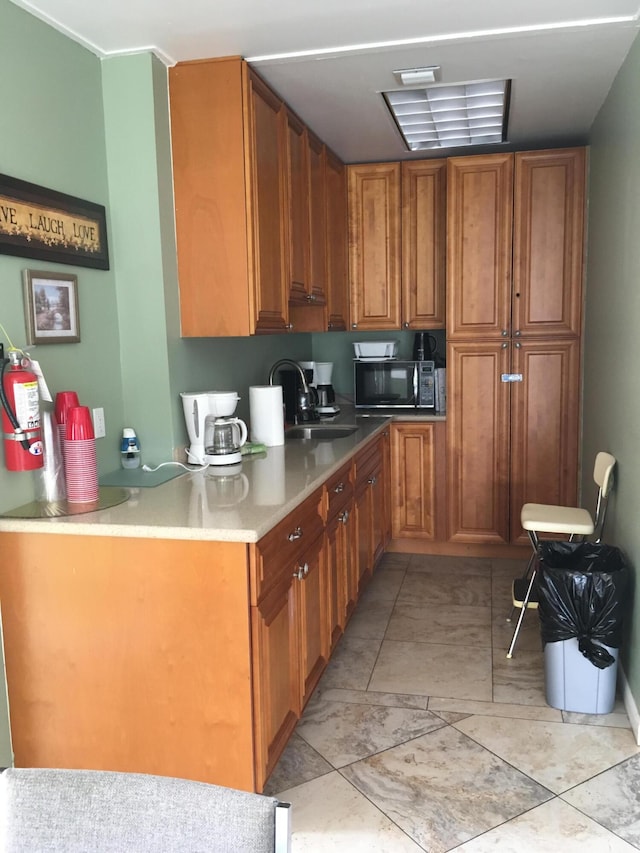 kitchen featuring sink