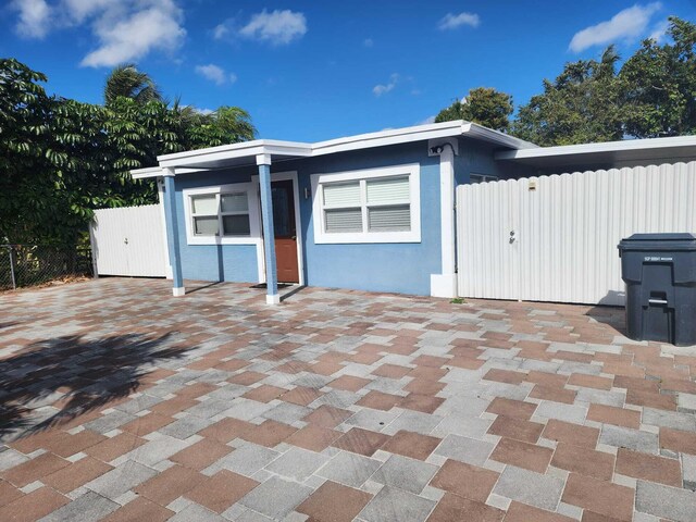 view of front of home