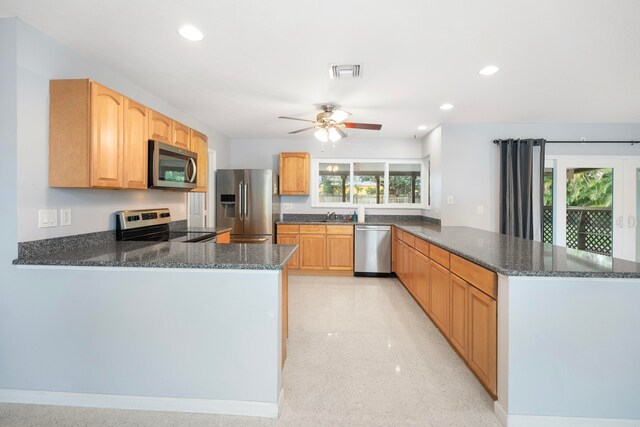 1413 SE San Sovina Ter, Port Saint Lucie, FL 34952