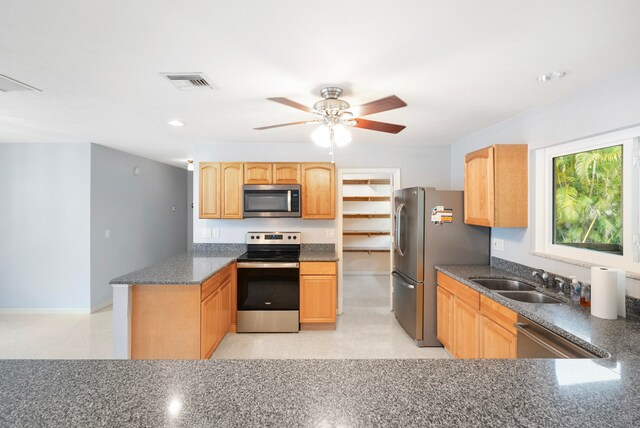 1413 SE San Sovina Ter, Port Saint Lucie, FL 34952