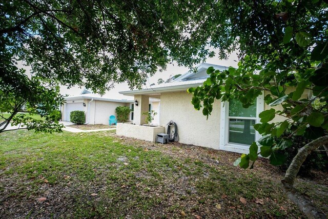 1413 SE San Sovina Ter, Port Saint Lucie, FL 34952