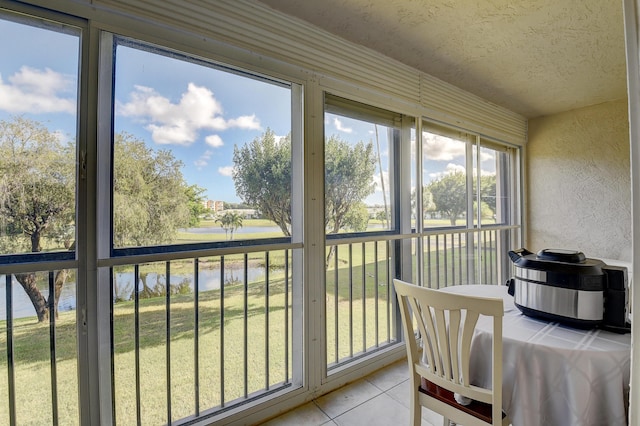 view of sunroom / solarium