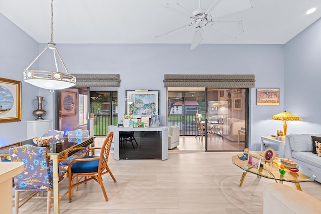 dining room with ceiling fan