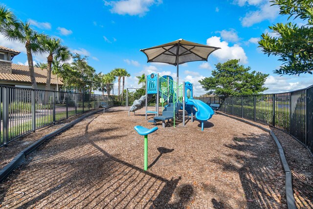 110 Echelon Crest Trl, Jupiter, FL 33478 - view of community play area