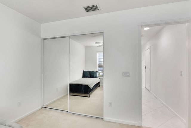 bedroom with a closet