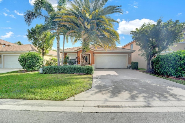 view of front of property with a front yard